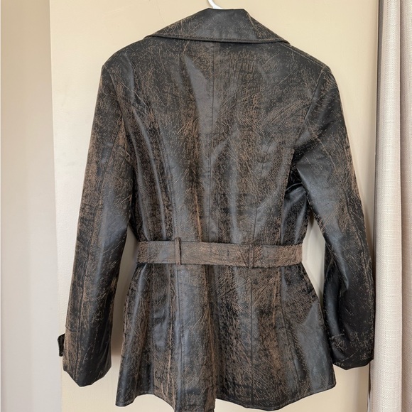 Brown distressed faux leather jacket - Picture 4 of 7